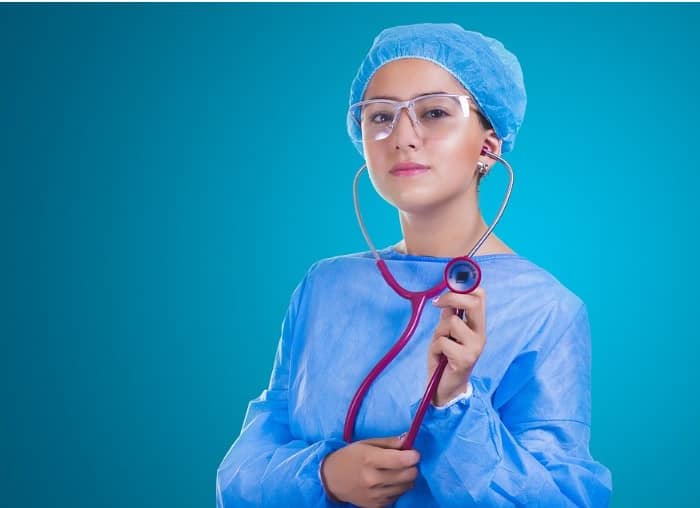What to Consider When Looking for a Cosmetic Doctor for Cheek Filling